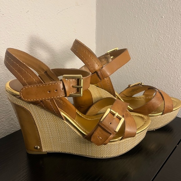 Audrey Brooke Shoes - Audrey Brooke Abhollie Wedge Tan Sandals